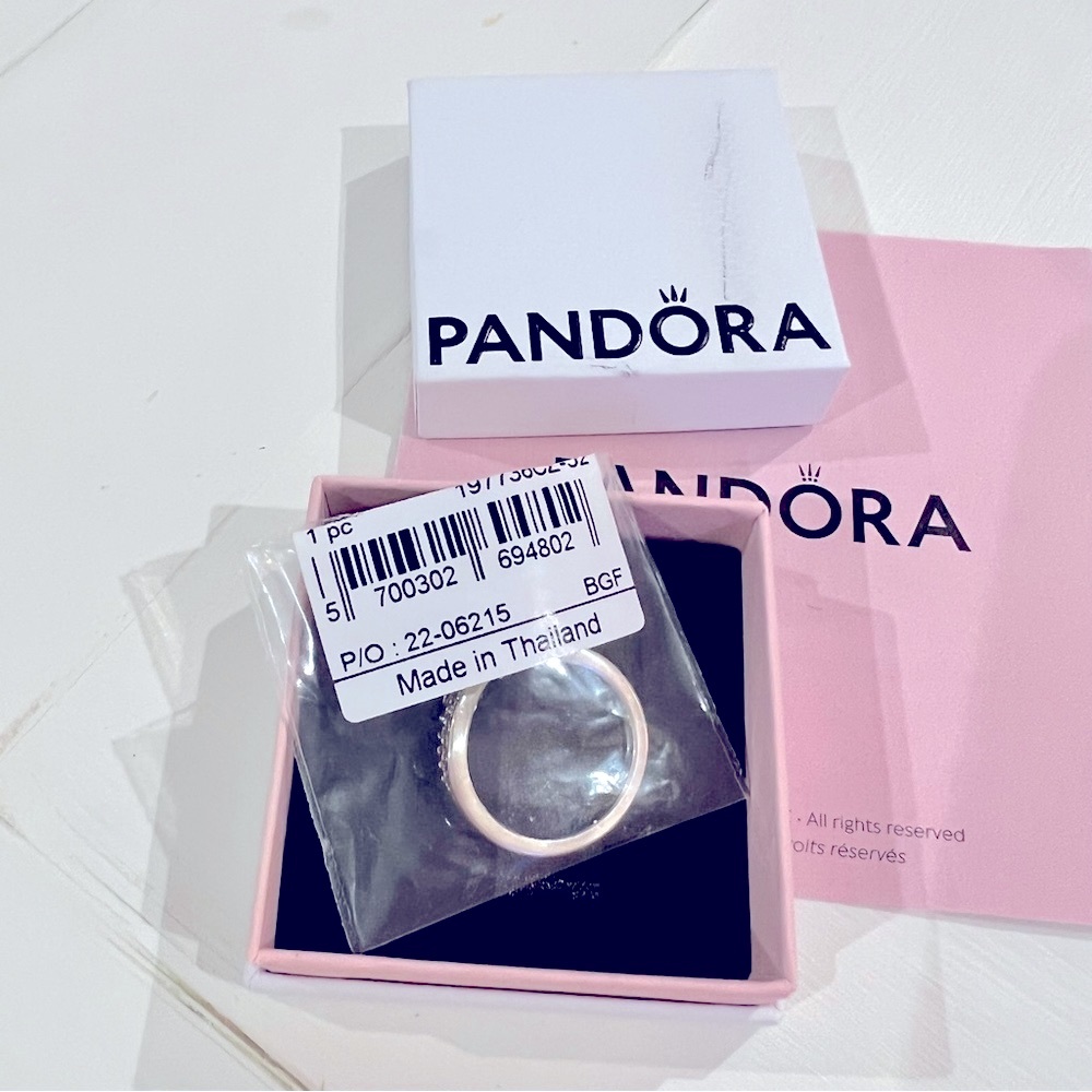 pandora princess wishbone ring | size 6 | nwt - Picture 7 of 8